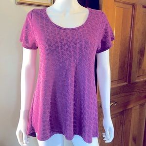LuLAROE lovely COLOR TOP with a great story too.